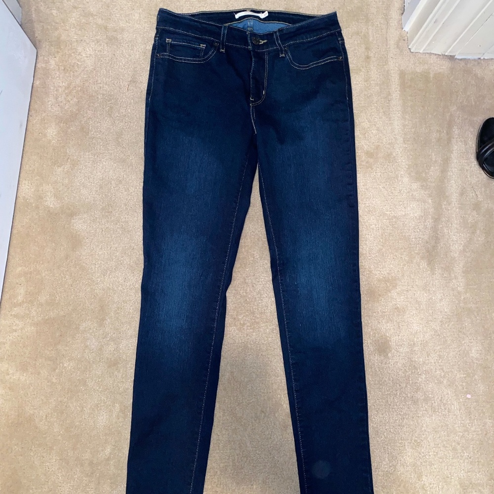 Levi's 711 Skinny Jeans